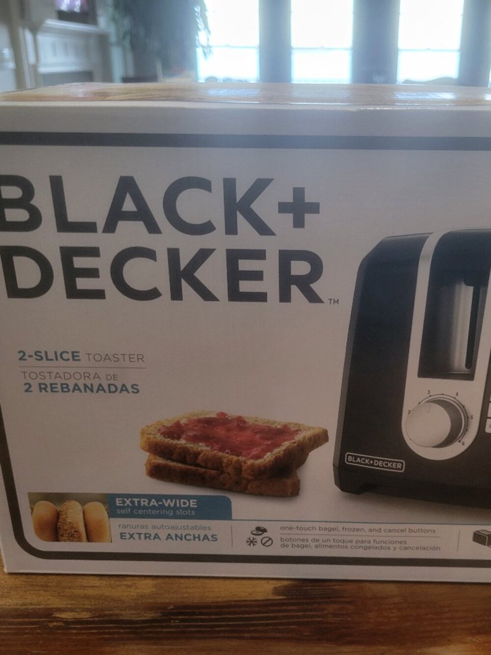 Black & Decker 2-Slice Toaster Extra-Wide Self-Centering Slots New in Box